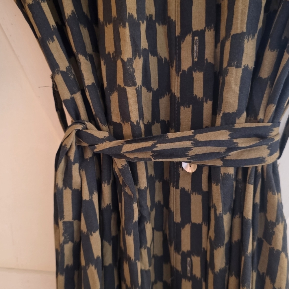 Stylish Geometric Patterned Dress - Picture 2 of 6